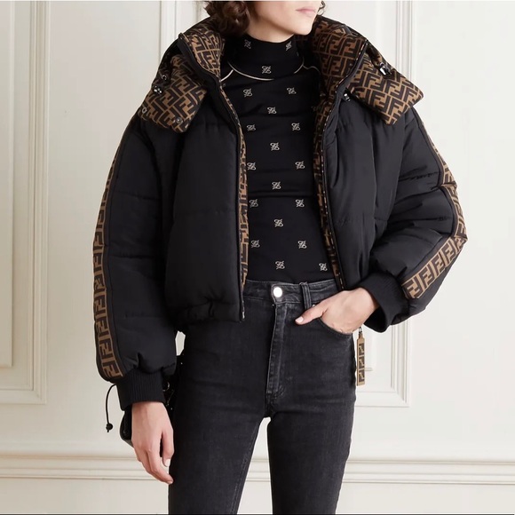 ❌SOLD ❌.  Size-S Fendi Reversible printed down jacket - Picture 3 of 13